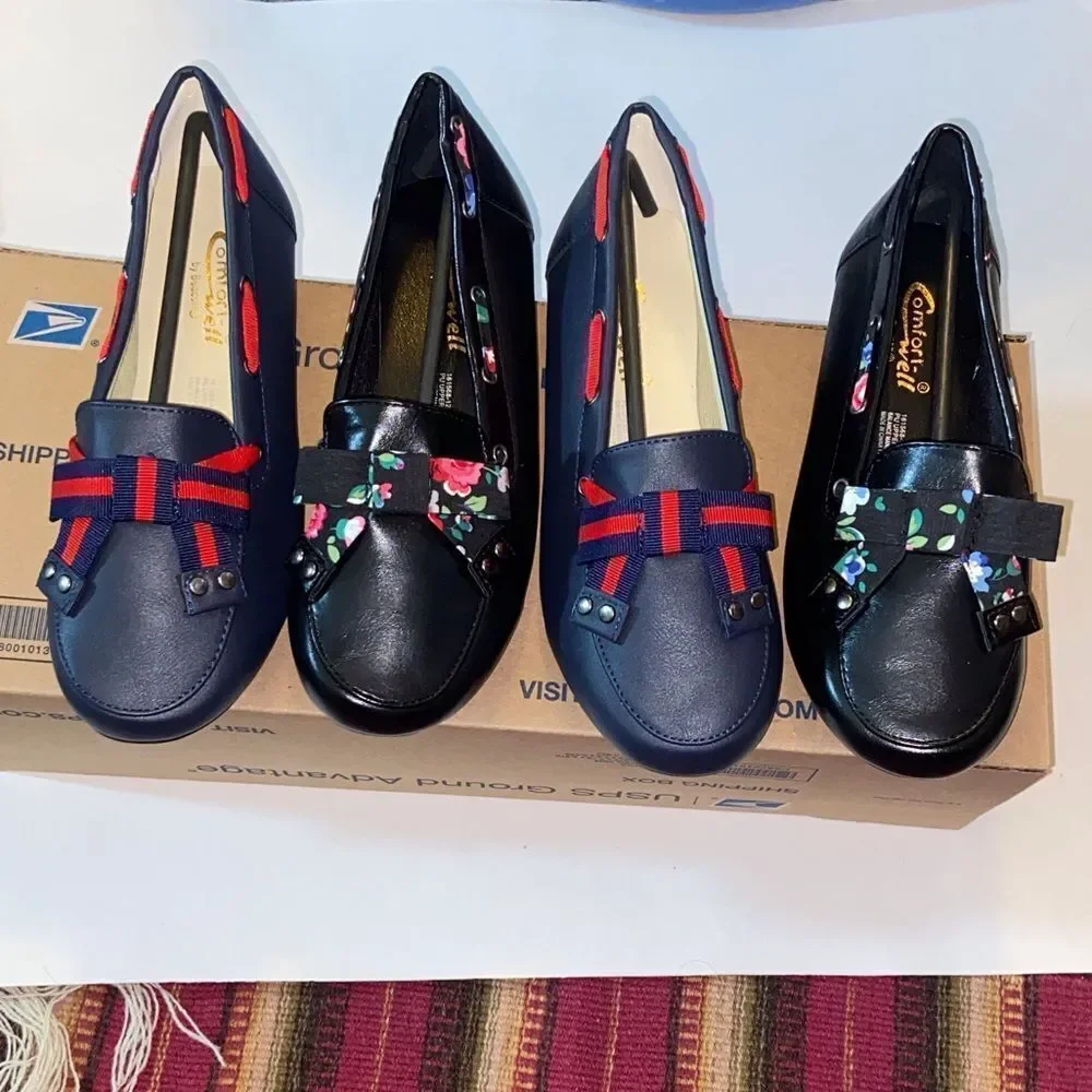 Beacon Comfort Well Black Black and Navy Floral Loafers Shoes 2 Pairs Size 6.5